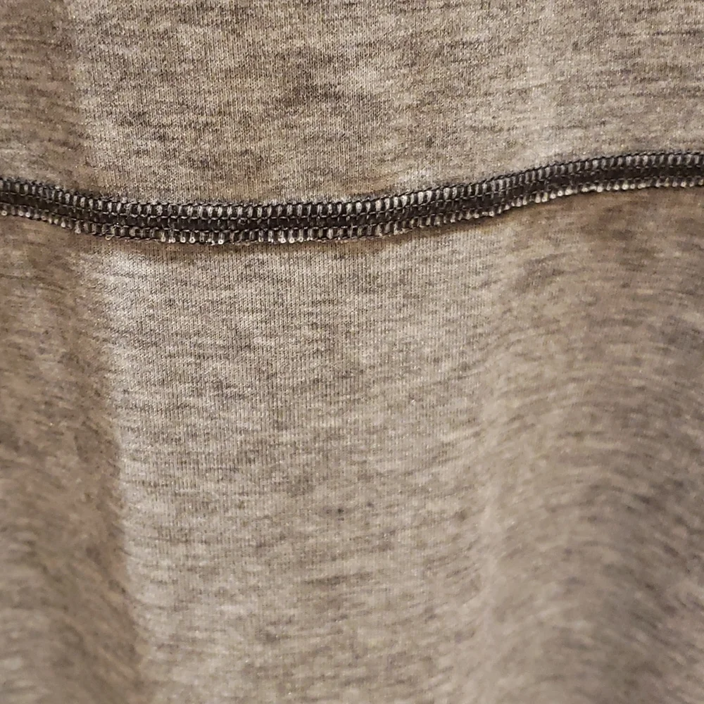 Lucy 2X  gray thirt - Picture 8 of 12